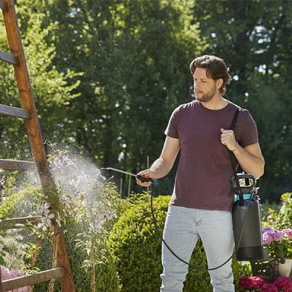 Gardena 5L Comfort Pressure Sprayer - Image 2
